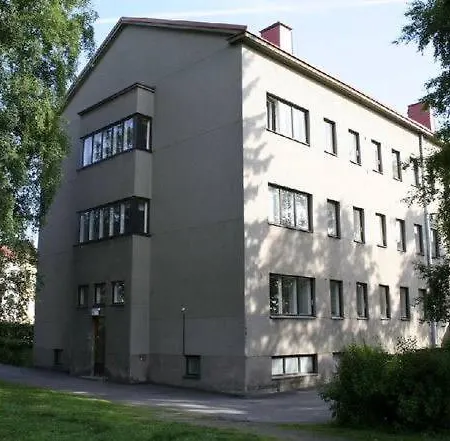 Апартаменты Quiet Renovated - Tram To The Center Хельсинки